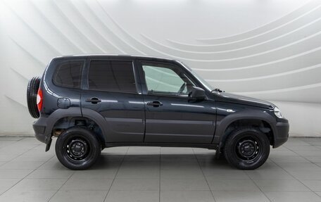 Chevrolet Niva I рестайлинг, 2020 год, 898 000 рублей, 8 фотография