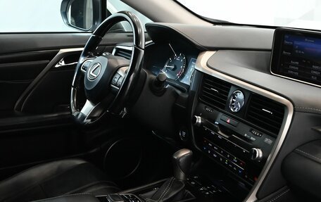 Lexus RX IV рестайлинг, 2016 год, 4 100 000 рублей, 13 фотография