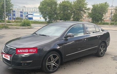 Volkswagen Passat B6, 2010 год, 760 000 рублей, 2 фотография