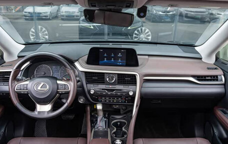 Lexus RX IV рестайлинг, 2021 год, 4 324 000 рублей, 7 фотография