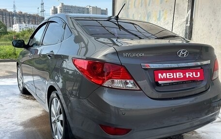 Hyundai Solaris II рестайлинг, 2011 год, 465 000 рублей, 3 фотография