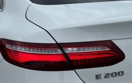 Mercedes-Benz E-Класс, 2018 год, 3 000 000 рублей, 13 фотография