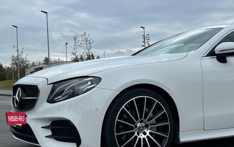 Mercedes-Benz E-Класс, 2018 год, 3 000 000 рублей, 6 фотография