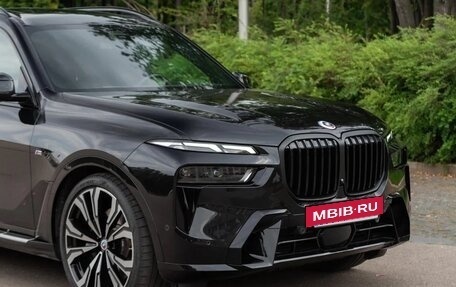 BMW X7, 2022 год, 13 000 000 рублей, 15 фотография