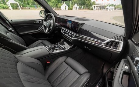 BMW X7, 2022 год, 13 000 000 рублей, 20 фотография