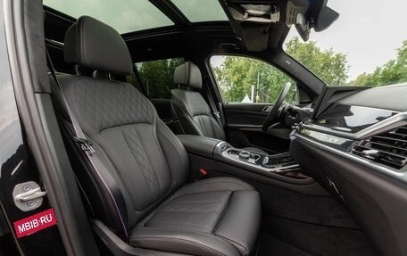 BMW X7, 2022 год, 13 000 000 рублей, 19 фотография