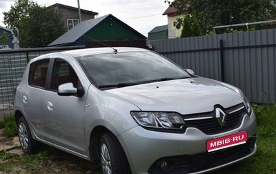 Renault Sandero II рестайлинг, 2016 год, 800 000 рублей, 1 фотография