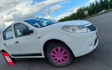 Renault Sandero I, 2012 год, 550 000 рублей, 1 фотография