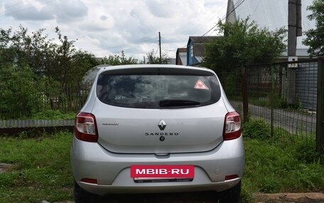 Renault Sandero II рестайлинг, 2016 год, 800 000 рублей, 5 фотография
