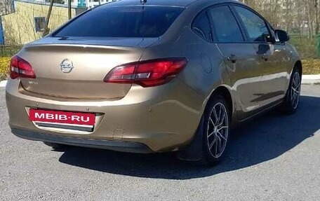 Opel Astra J, 2012 год, 1 050 000 рублей, 10 фотография