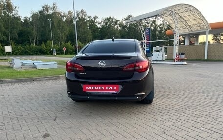Opel Astra J, 2013 год, 1 035 000 рублей, 3 фотография