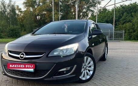 Opel Astra J, 2013 год, 1 035 000 рублей, 7 фотография