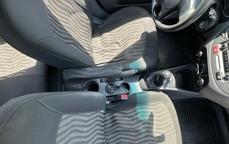 KIA Rio II, 2011 год, 799 000 рублей, 27 фотография