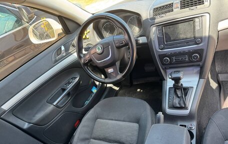 Skoda Octavia, 2011 год, 870 000 рублей, 8 фотография