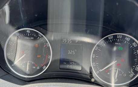 Skoda Octavia, 2011 год, 870 000 рублей, 11 фотография