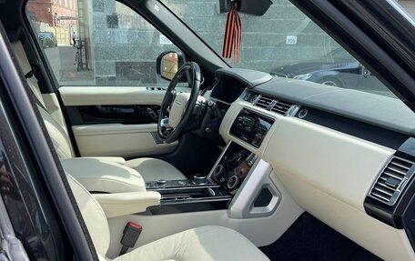 Land Rover Range Rover IV рестайлинг, 2018 год, 5 800 000 рублей, 12 фотография