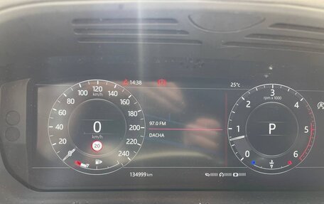 Land Rover Range Rover IV рестайлинг, 2018 год, 5 800 000 рублей, 16 фотография