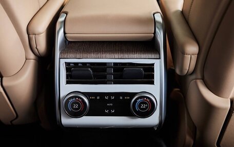 Land Rover Range Rover IV рестайлинг, 2025 год, 23 400 000 рублей, 20 фотография