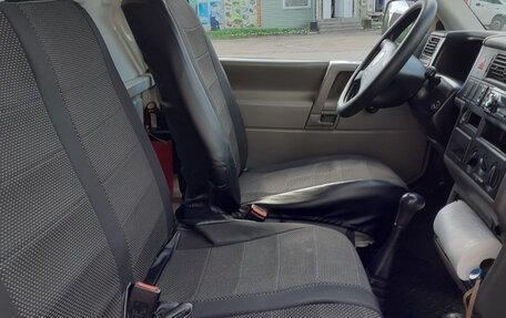 Volkswagen Transporter T4, 2002 год, 1 100 000 рублей, 5 фотография