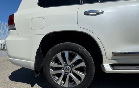 Toyota Land Cruiser 200, 2016 год, 7 000 000 рублей, 3 фотография