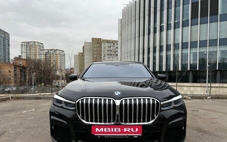 BMW 7 серия, 2021 год, 8 298 000 рублей, 2 фотография