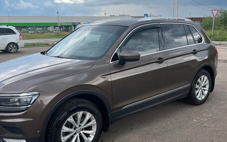 Volkswagen Tiguan II, 2017 год, 2 300 000 рублей, 4 фотография