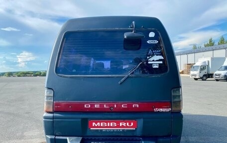 Mitsubishi Delica III, 1990 год, 599 999 рублей, 4 фотография