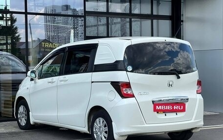 Honda Freed I, 2010 год, 1 290 000 рублей, 6 фотография