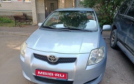 Toyota Auris II, 2007 год, 600 000 рублей, 1 фотография