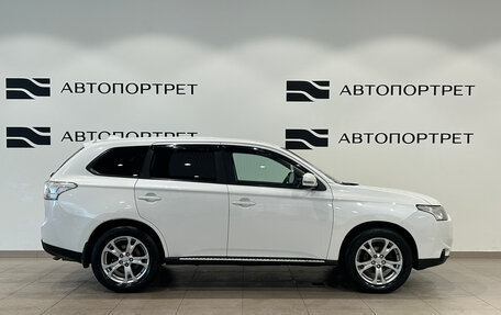 Mitsubishi Outlander III рестайлинг 3, 2012 год, 1 029 000 рублей, 8 фотография