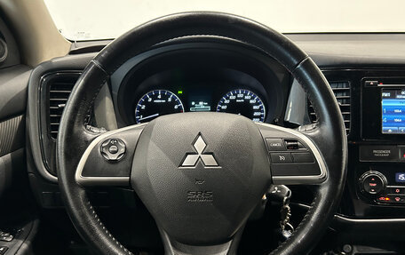 Mitsubishi Outlander III рестайлинг 3, 2012 год, 1 029 000 рублей, 21 фотография