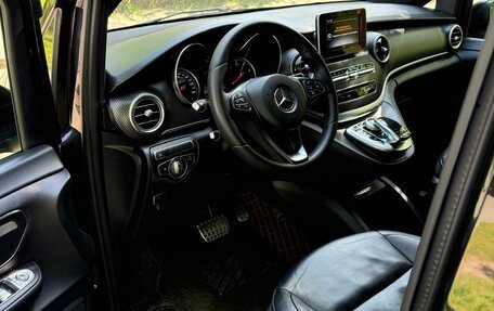 Mercedes-Benz V-Класс, 2018 год, 3 700 000 рублей, 9 фотография