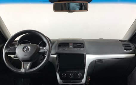 Skoda Yeti I рестайлинг, 2015 год, 1 315 000 рублей, 12 фотография
