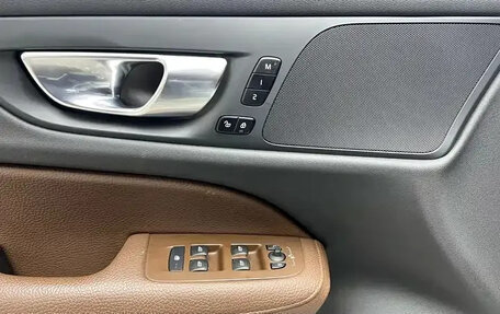 Volvo S60 III, 2022 год, 2 320 045 рублей, 8 фотография