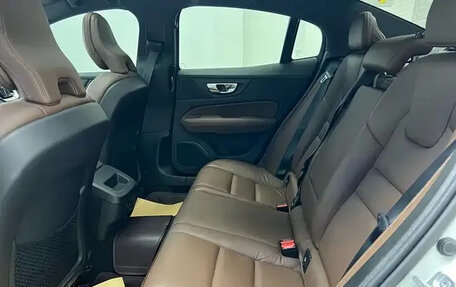 Volvo S60 III, 2022 год, 2 320 045 рублей, 11 фотография