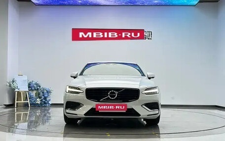 Volvo S60 III, 2022 год, 2 320 045 рублей, 5 фотография
