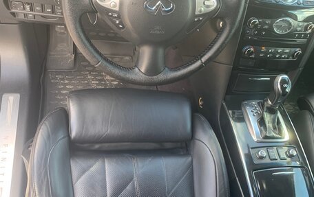 Infiniti FX II, 2011 год, 1 955 000 рублей, 22 фотография