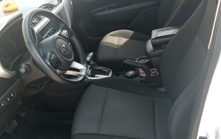 KIA Rio IV, 2020 год, 1 720 000 рублей, 4 фотография