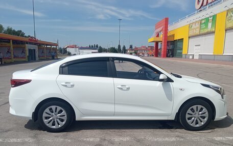 KIA Rio IV, 2020 год, 1 720 000 рублей, 12 фотография