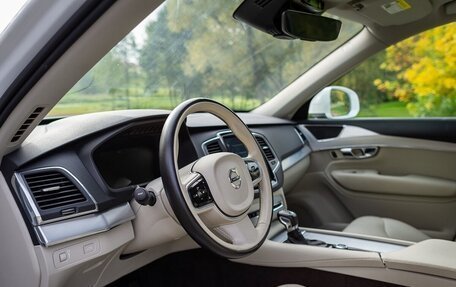Volvo XC90 II рестайлинг, 2018 год, 3 800 000 рублей, 8 фотография