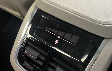 Volvo XC90 II рестайлинг, 2018 год, 3 800 000 рублей, 13 фотография