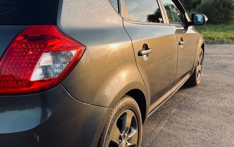 KIA cee'd I рестайлинг, 2011 год, 850 000 рублей, 4 фотография