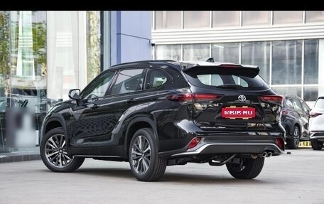 Toyota Highlander, 2024 год, 4 900 000 рублей, 5 фотография