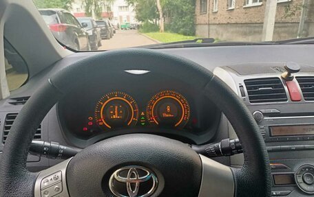 Toyota Auris II, 2007 год, 600 000 рублей, 4 фотография