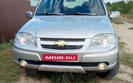 Chevrolet Niva I рестайлинг, 2011 год, 550 000 рублей, 1 фотография