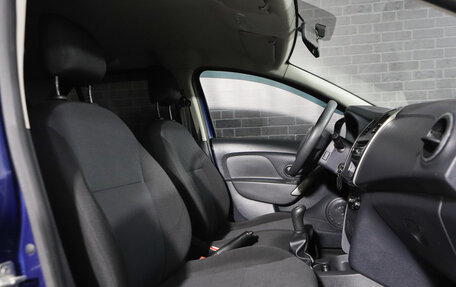 Renault Logan II, 2014 год, 800 000 рублей, 13 фотография