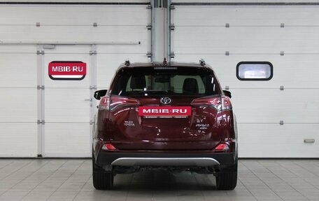 Toyota RAV4, 2017 год, 2 357 000 рублей, 6 фотография