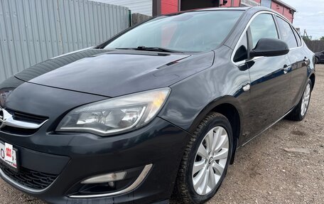 Opel Astra J, 2012 год, 670 000 рублей, 2 фотография