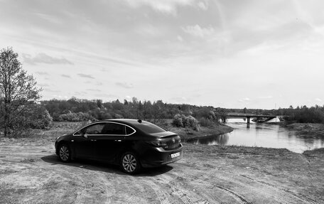 Opel Astra J, 2012 год, 670 000 рублей, 8 фотография