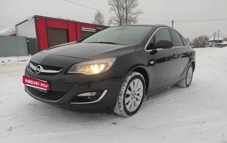 Opel Astra J, 2012 год, 670 000 рублей, 10 фотография